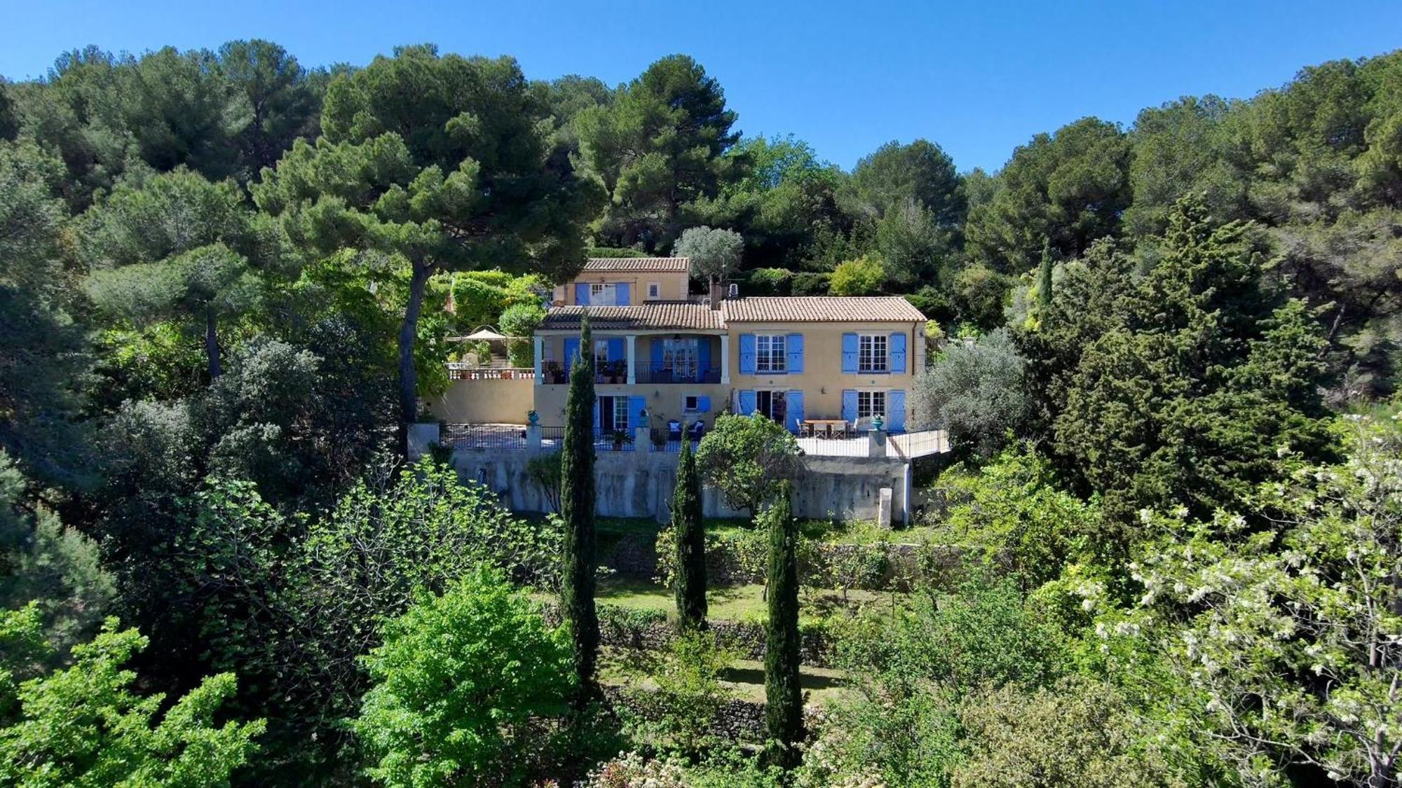 Villa Le Port D'Attache Vallauris Bagian luar foto