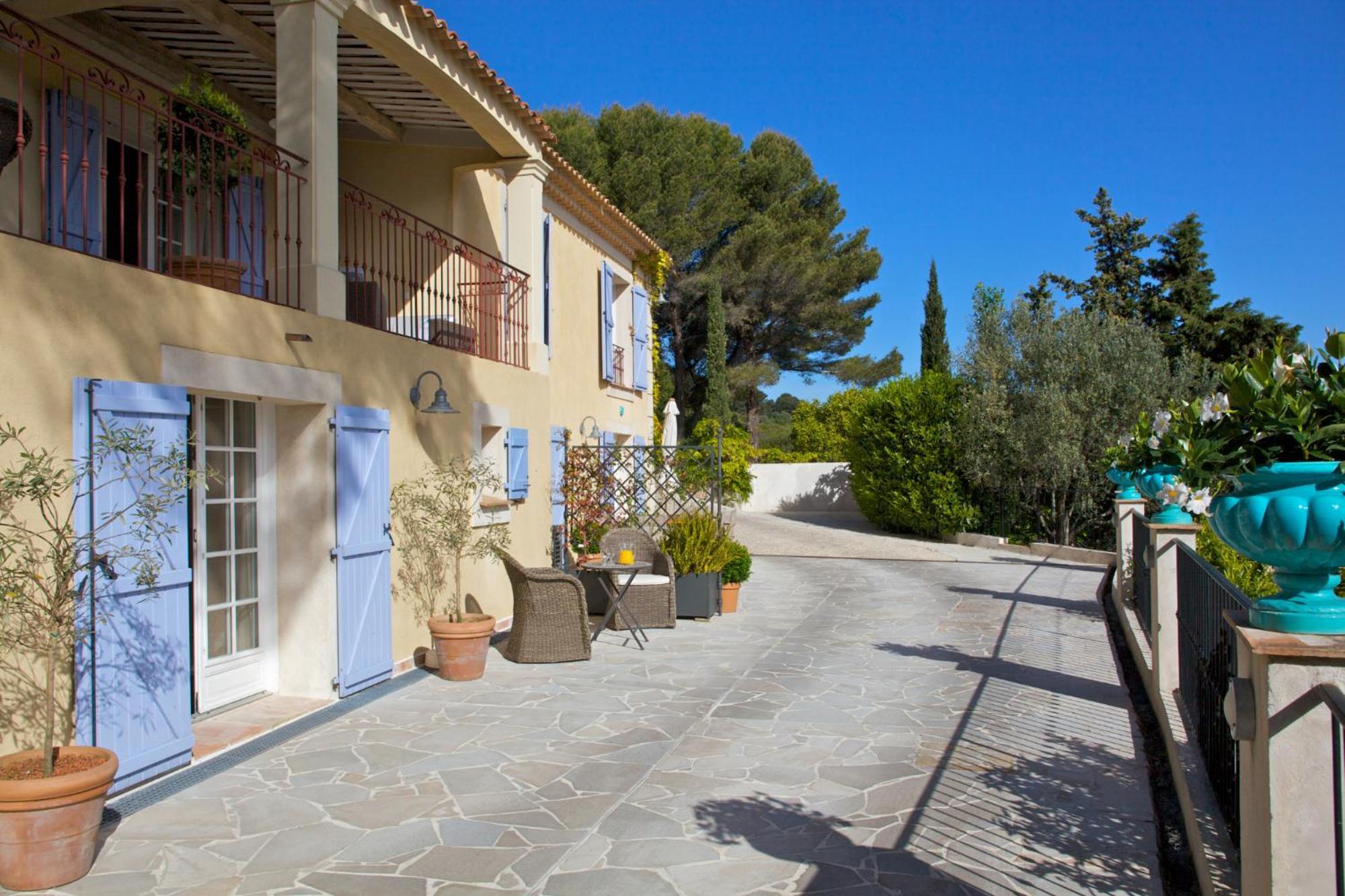 Villa Le Port D'Attache Vallauris Bagian luar foto